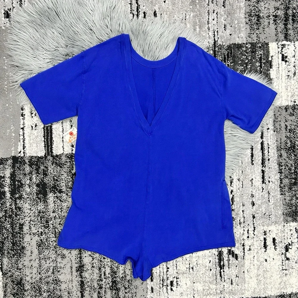 Free People Movement Women's Medium Hot Shot Tee Romper Electric Shock NWT $60 - Picture 2 of 5